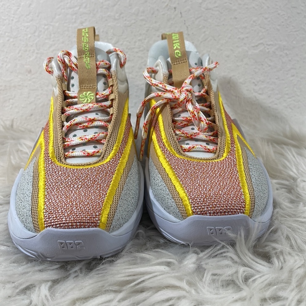 NIKE COSMIC UNITY 2 'BETTER US - OFF WHITE' SIZE 8.5 NEW - Picture 3 of 14